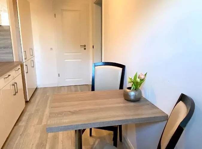 Monteurwohnung 公寓 *