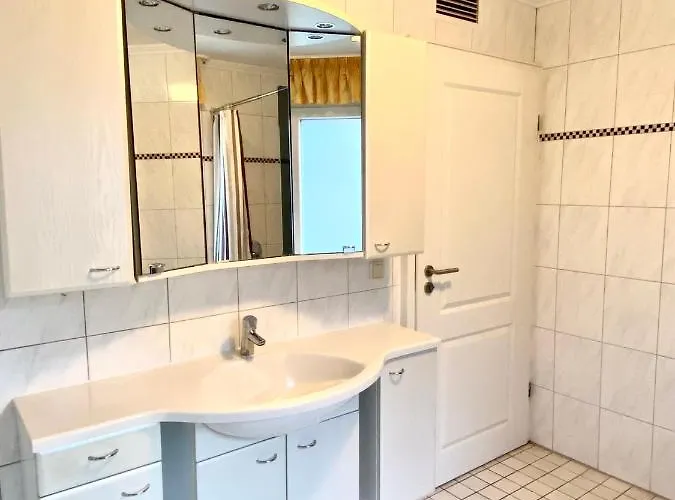 Monteurwohnung 公寓 *